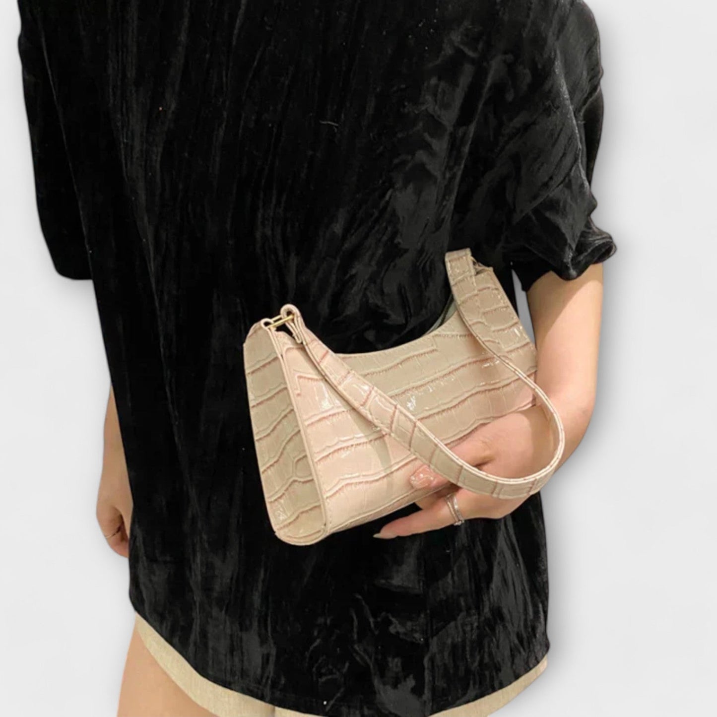 Léora Handtasche Damen Schwarz – Elegante Ledertasche für Jeden Anlass, Geräumig und Vielseitig-3