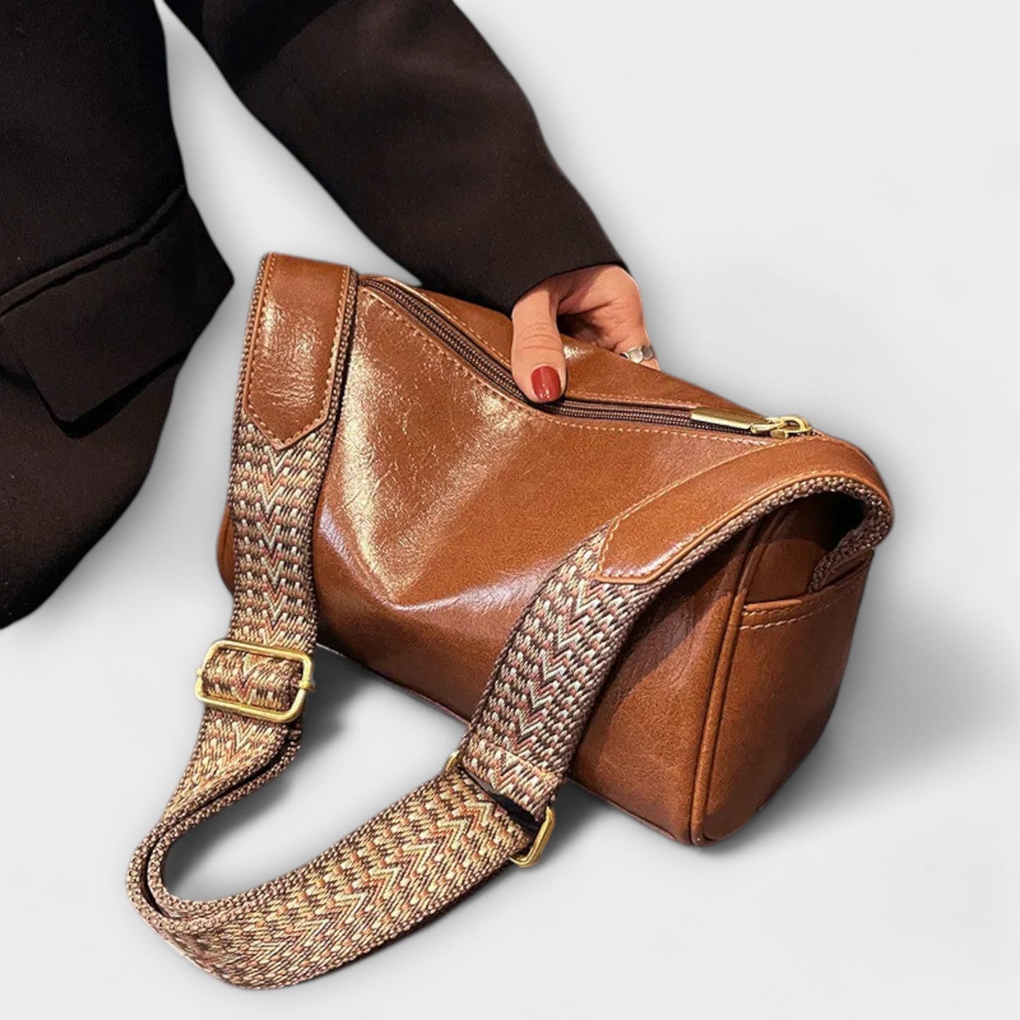 Léora - Vintage Umhängetasche Damen - Geräumige Crossbody Bag für Alltag & Freizeit - Zeitloses Design in Schwarz/Braun-2