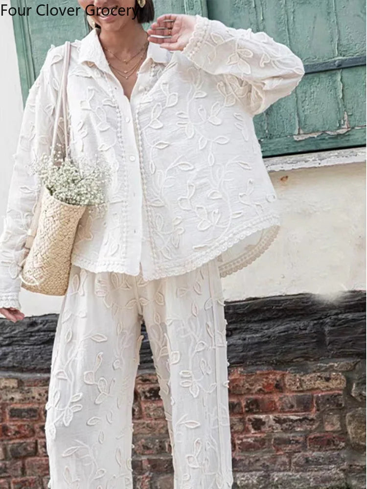 Anna's Elegante Damenmode: Hosen Mit Stickerei & Langärmelige Bluse für Stilbewusste Frauen-3