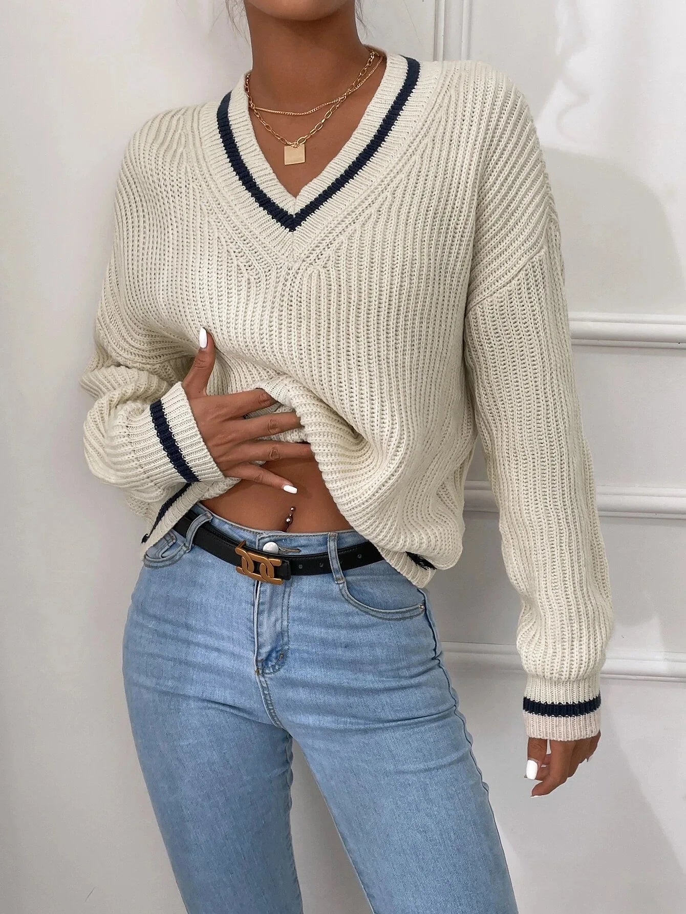 Emma Damenpullover | Übergroßer Französischer Strickpullover mit Tiefem V-Ausschnitt und Waffelstoff – Zeitloser Chic für Jeden Anlass-5
