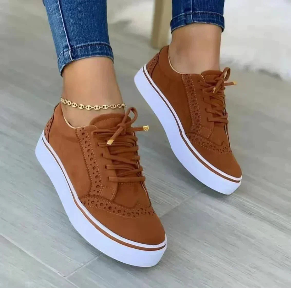 Anna | Damen Wanderschuhe Reinschlupf Design für Komfort und Abenteuer-1