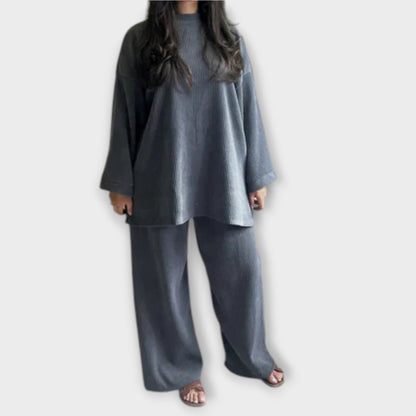 Variant image for Ingrid - Oversized Damen Set Aus Pullover Und Hose Im Gerippten Stil Für Komfort Und Stil-9